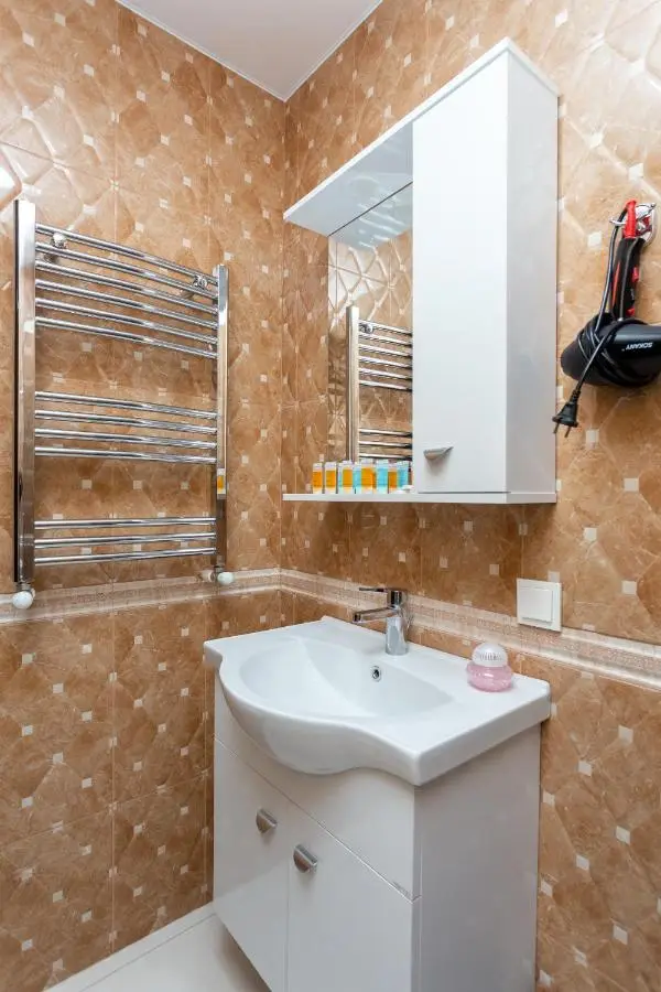 Prime location Apartment with Three Bedroom