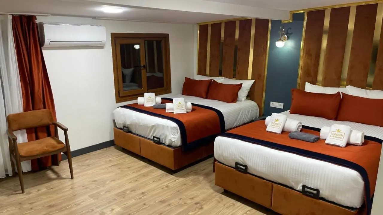 crown taksim hotel