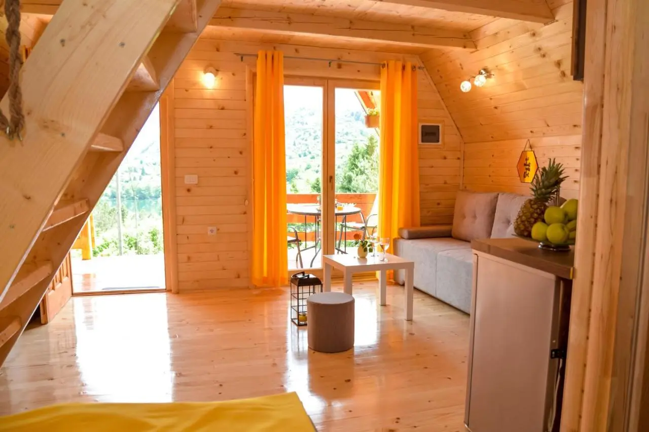 Cottage Lana