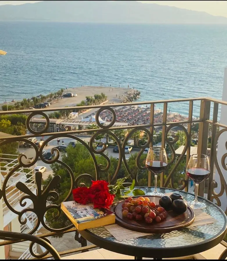 AMI MAR Hotel