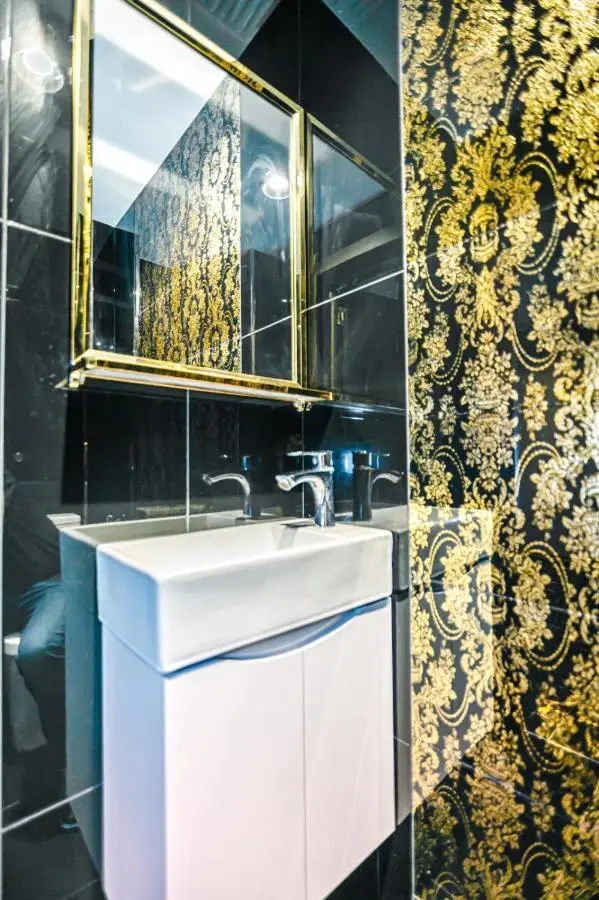 REGAL Apartment