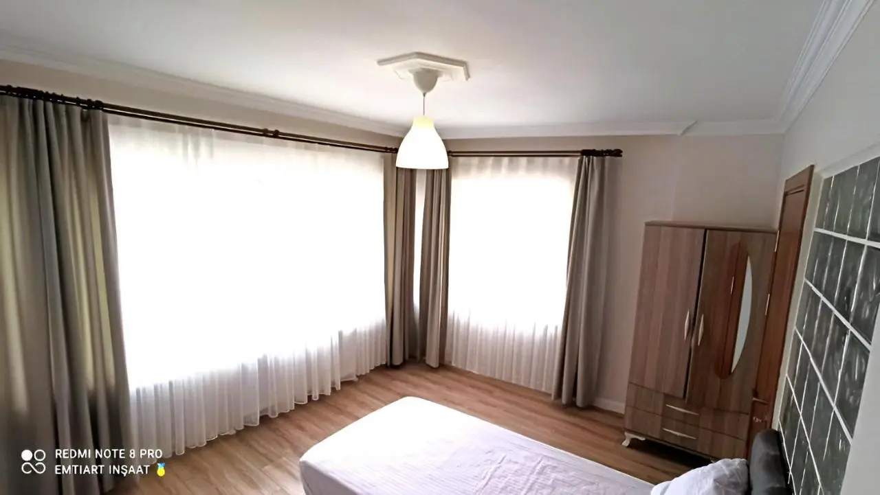 Cozy Spacious near Green Mosque