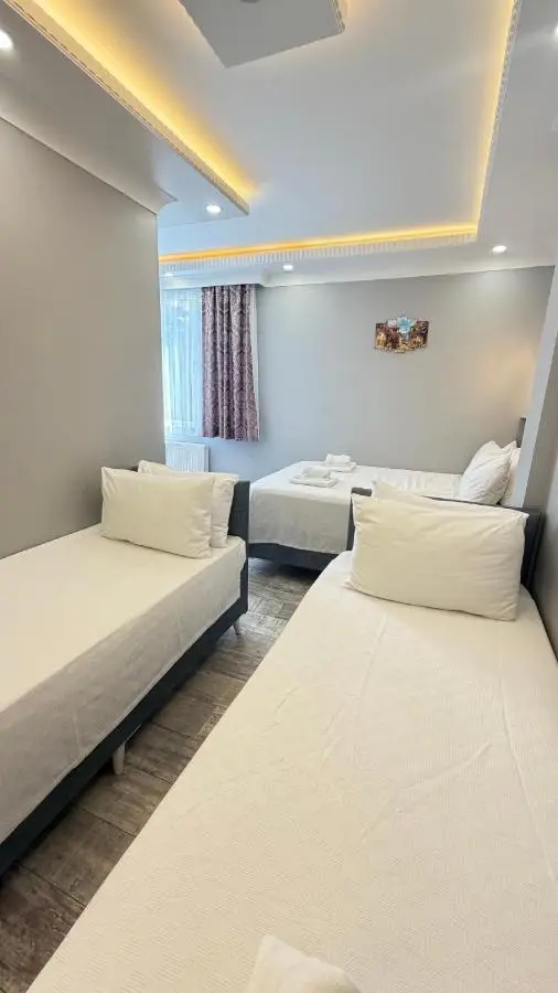 VERSECA HOTEL
