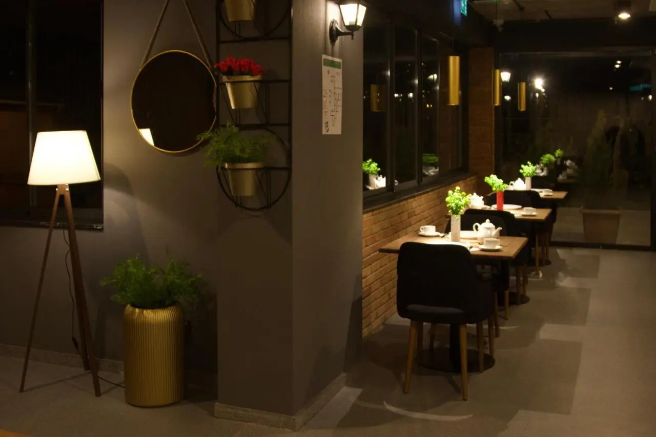Hotel Tiflida
