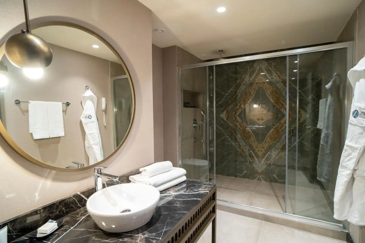 Arts Hotel Taksim
