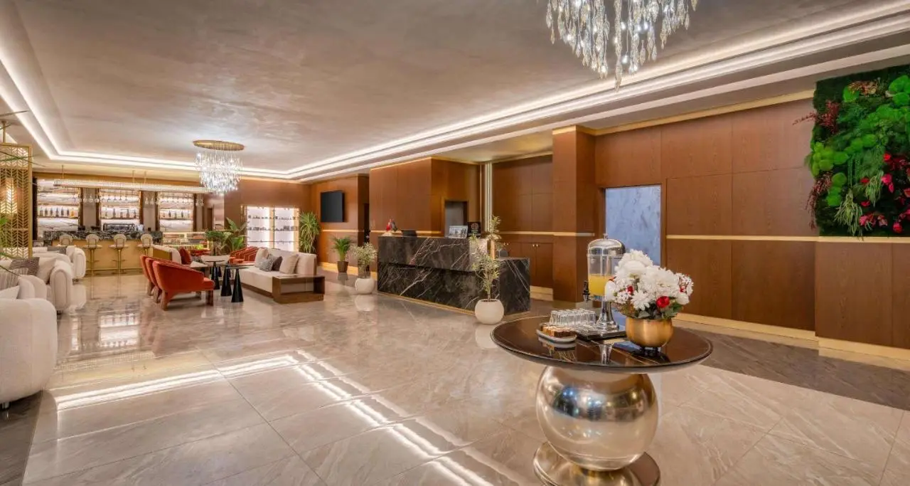 Best Western Premier Hidden Hills Hotel