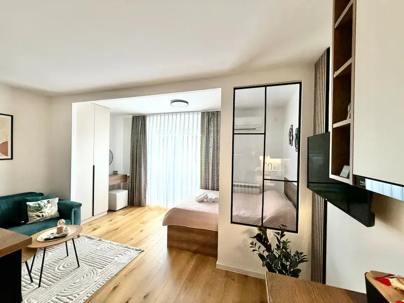 Stylish Apartment + Garage/Near Airport & Sarajevo