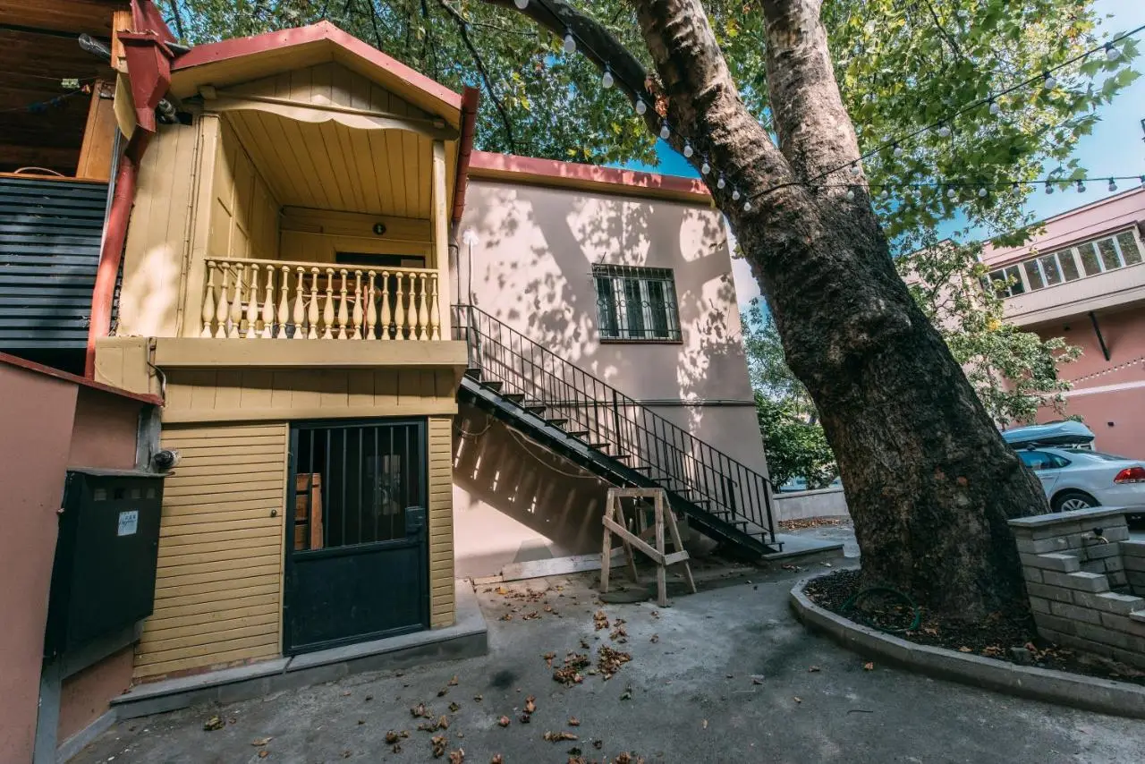 Atoneli Apartment hotel