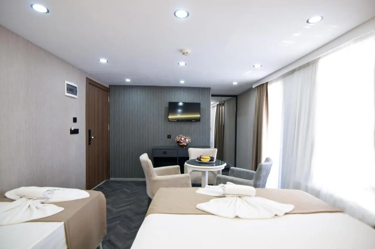 Grand Bagoz Hotel