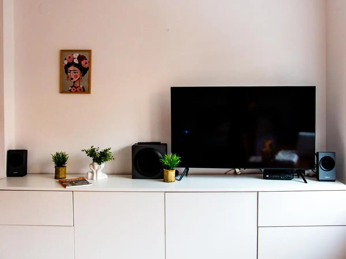Cheyf Modern Studio in Center