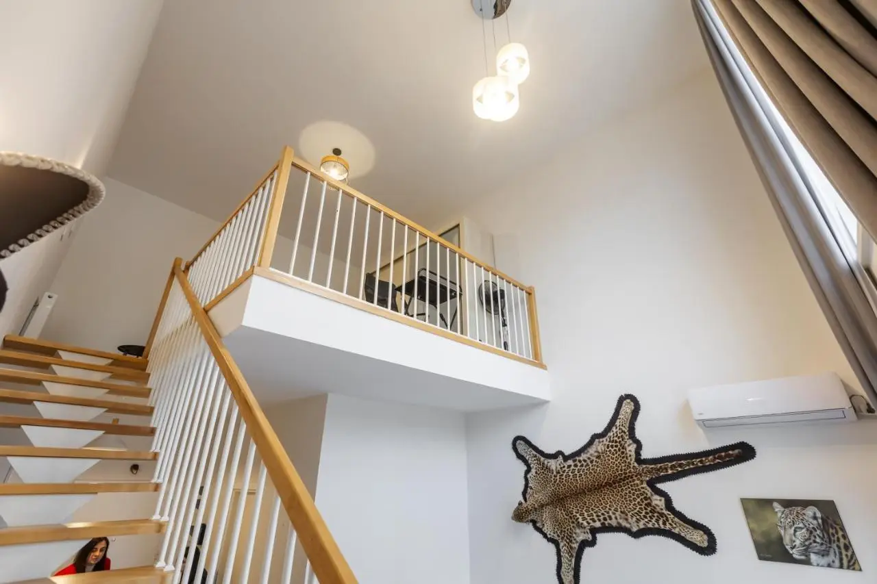 Magnificent Diamond Duplex