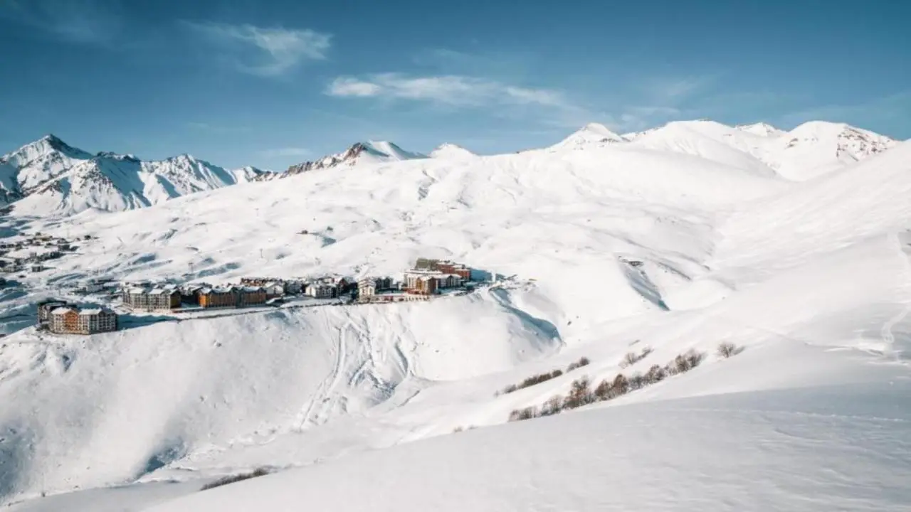 REDCO FOUR SEASONS IN NEW GUDAURI 302