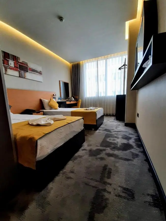 Sapko Airport Hotel