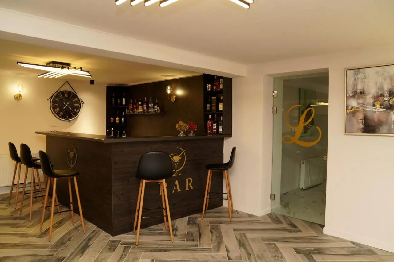EL hotel