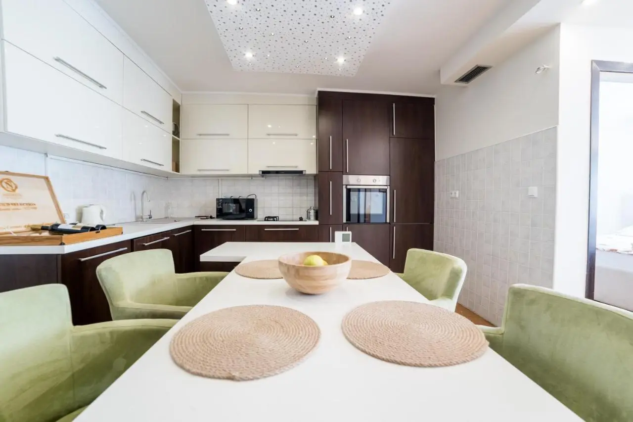 Skenderija Skyline Luxury- 2BR Apartment with Garage and Balcony