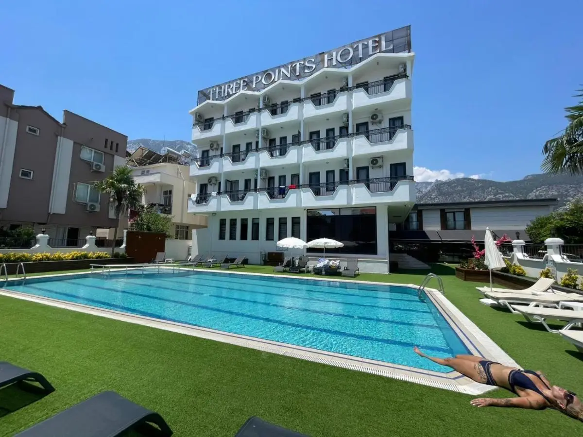 Three Points Hotel