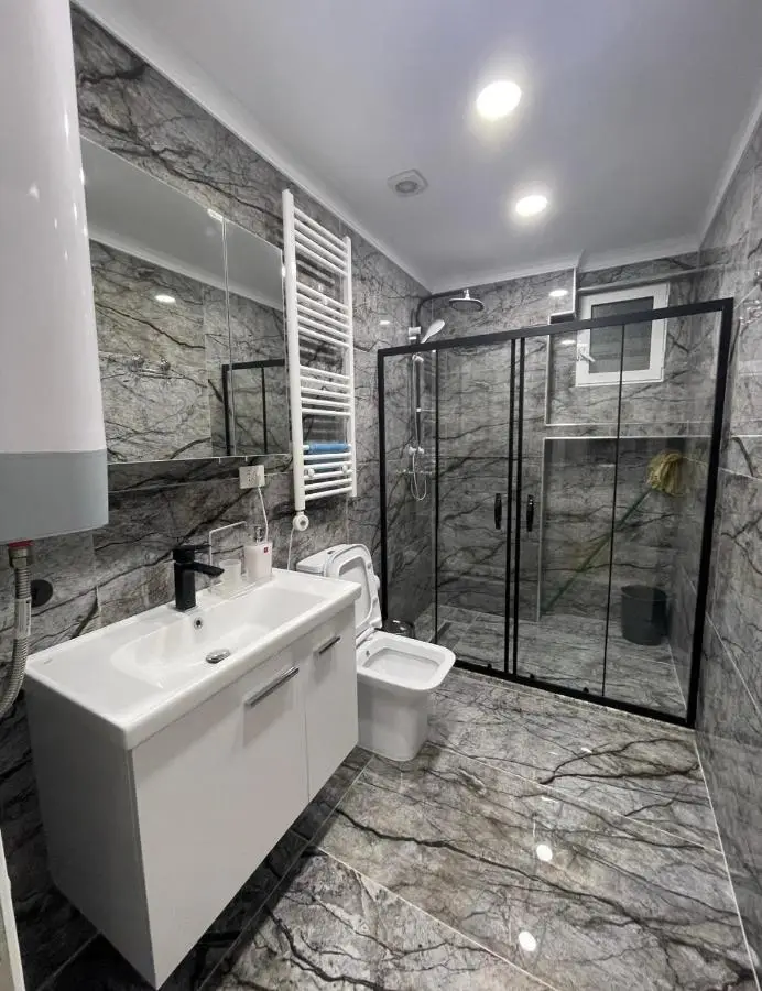 Deluxe Apartment In City Center