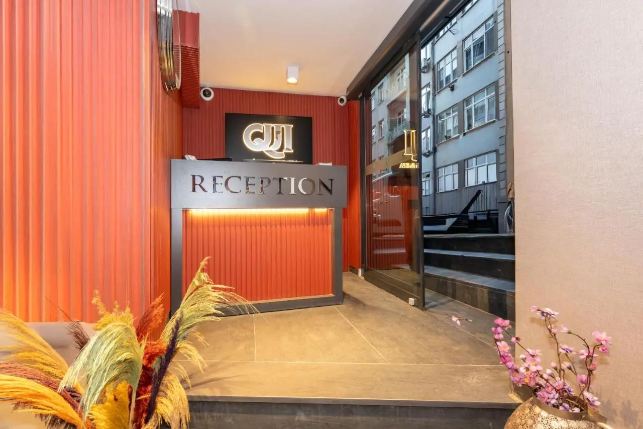 QUİ Hotel&SPA