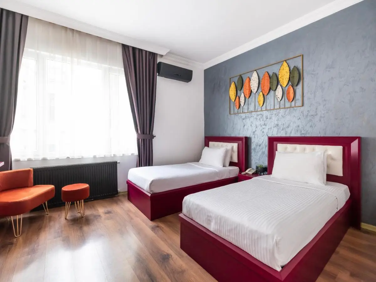Perazre Hotel