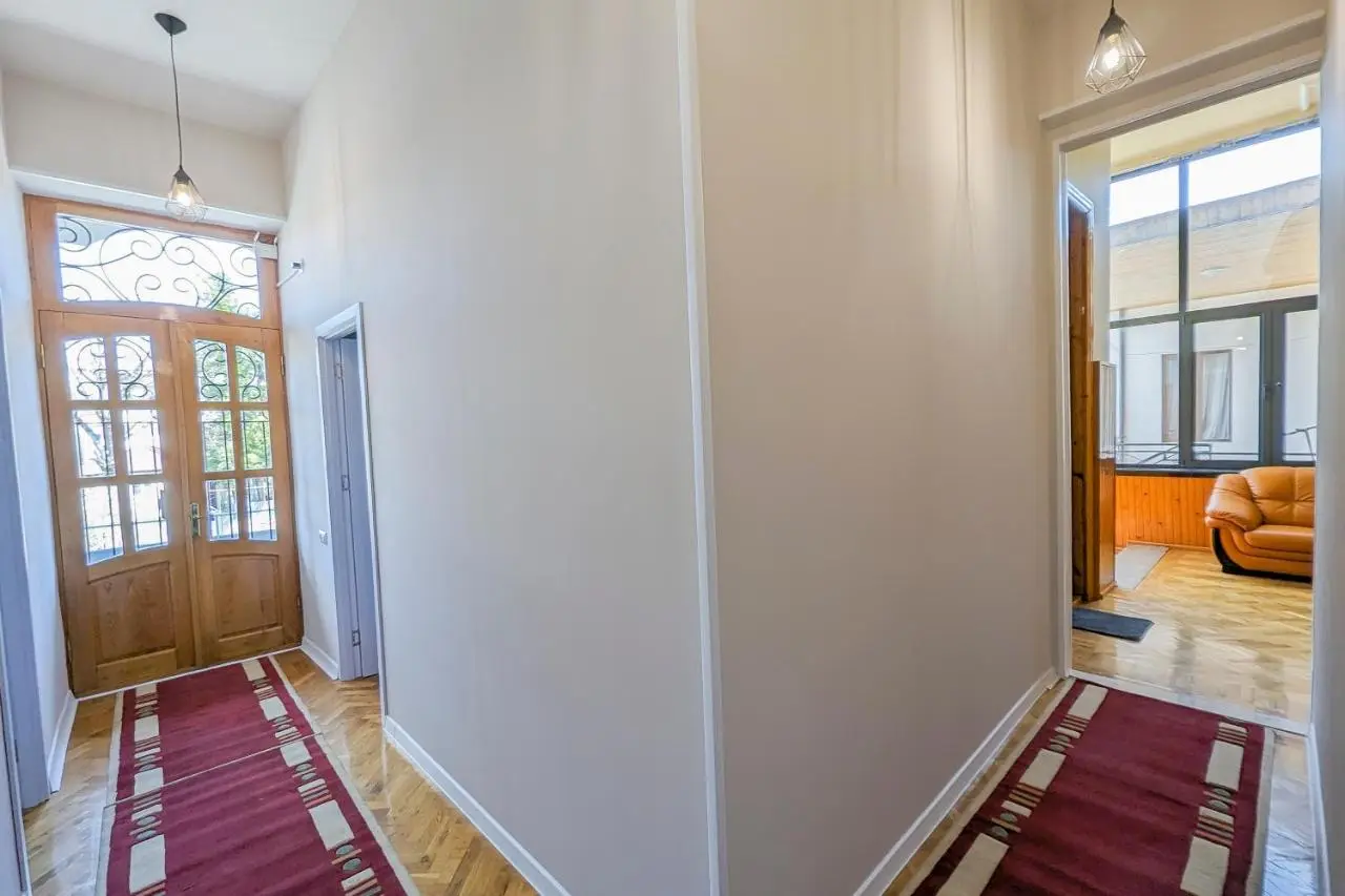 Guest House Sector 30