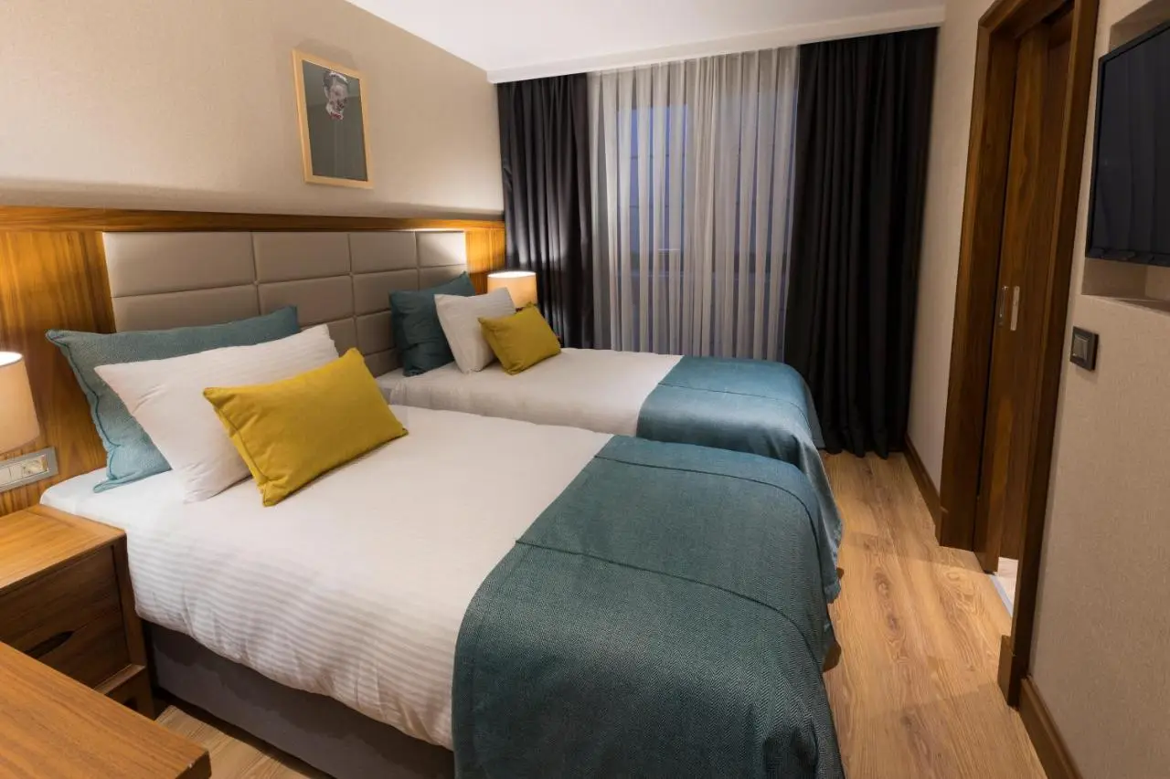 Endless Art Hotel-Special Category