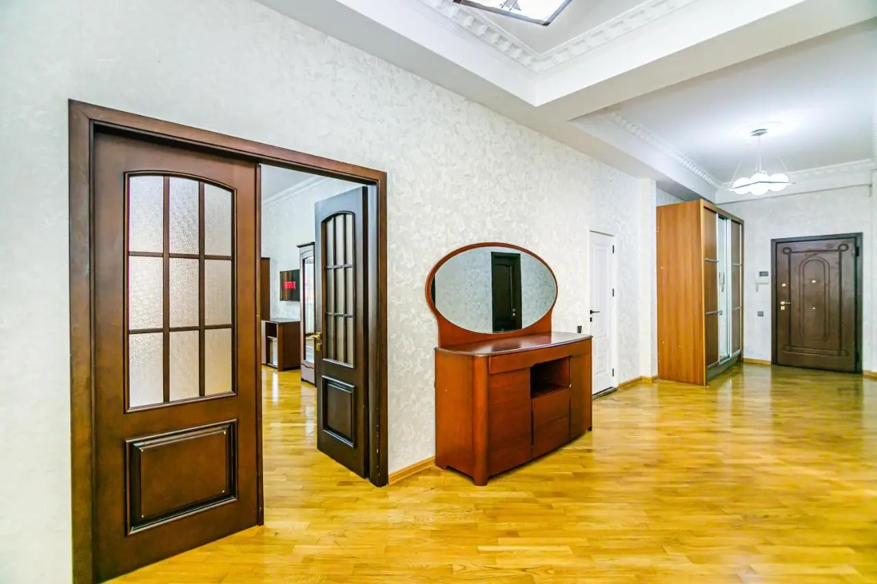 MARIA Luxury Apartment in Nizami street