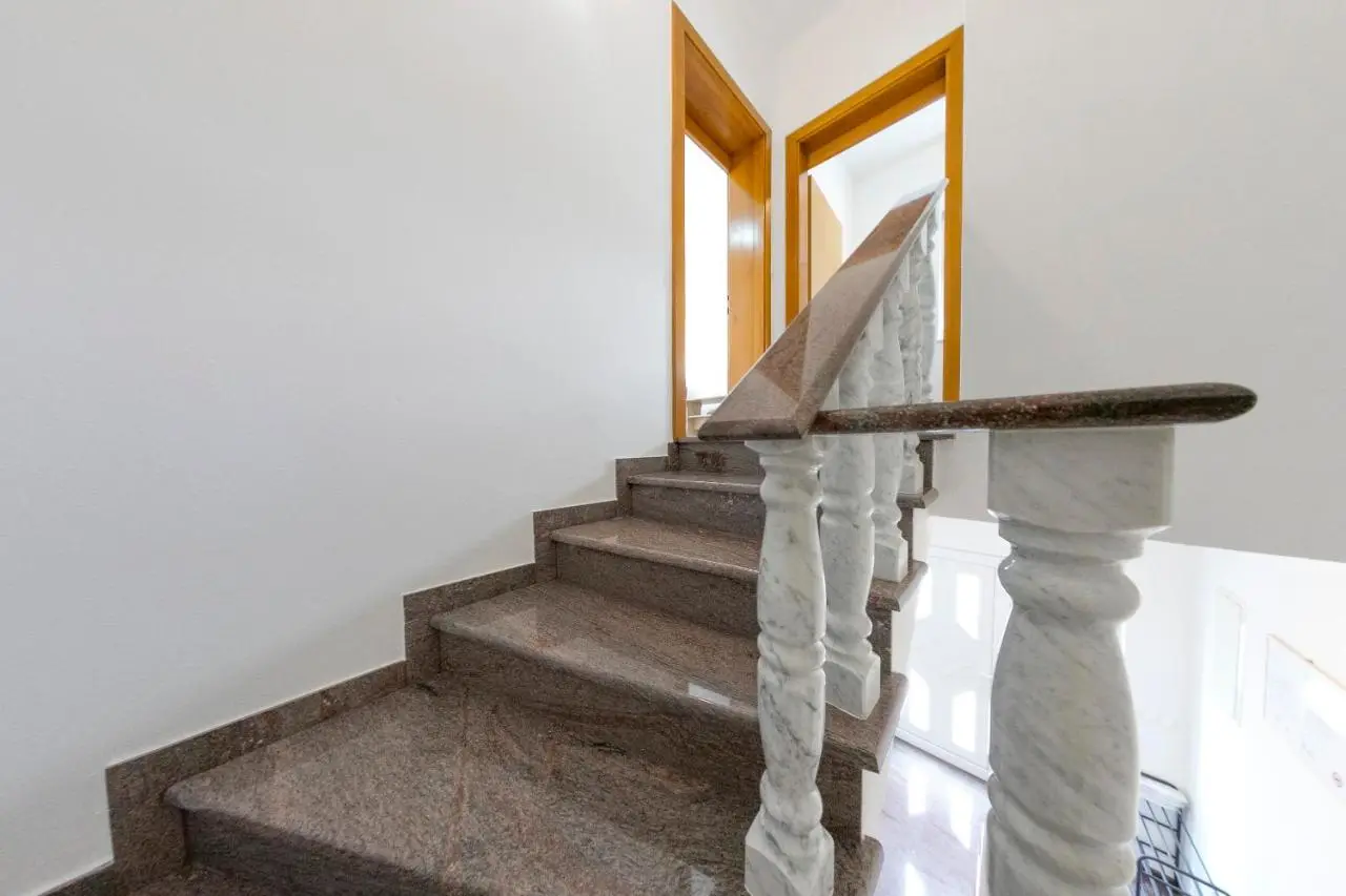 APARTMAN NAAJ