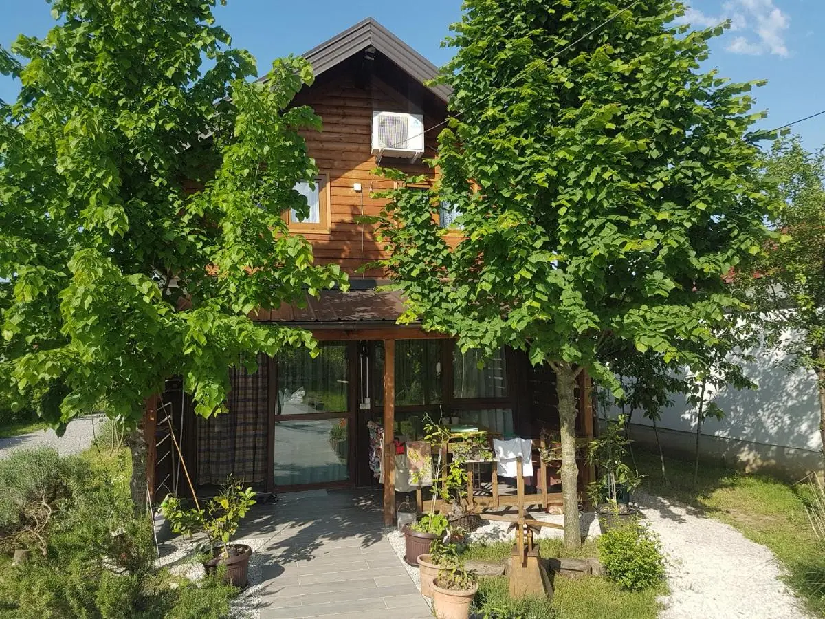 Holiday Home Edi