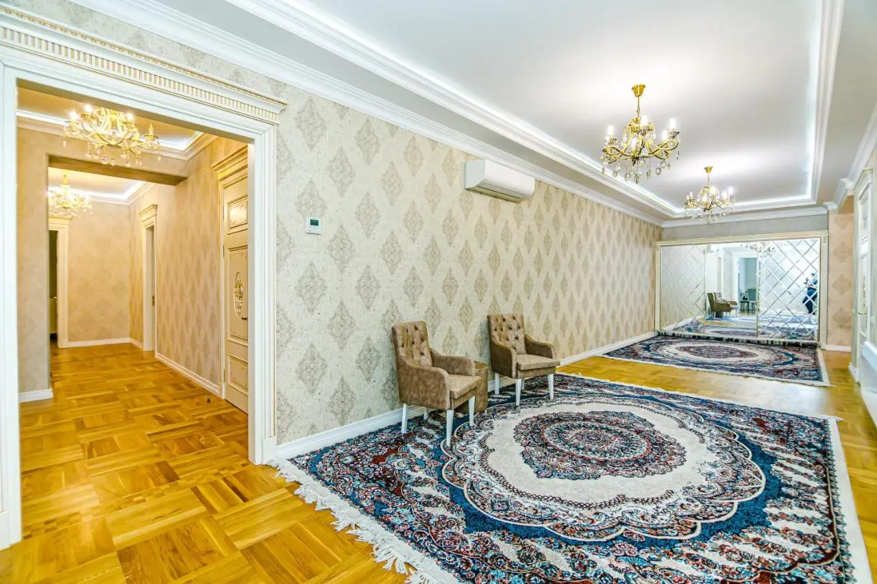 City Centre apartment on Nizami