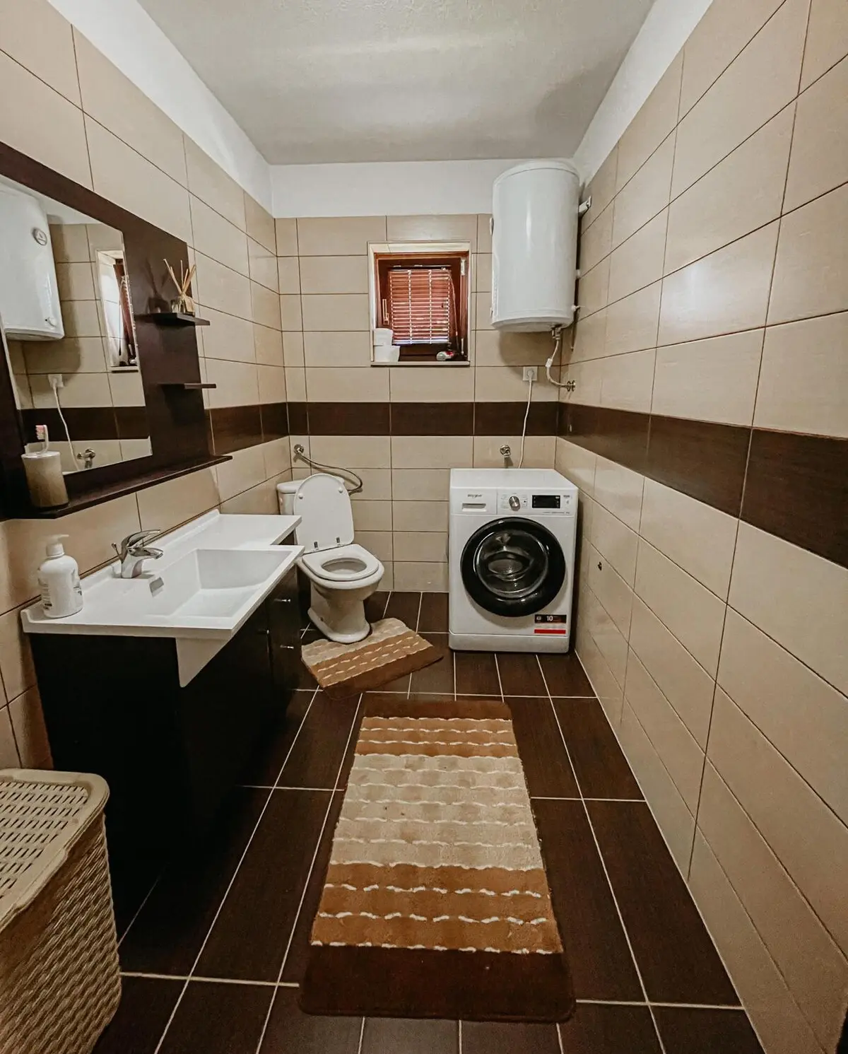 Avita Holiday Home