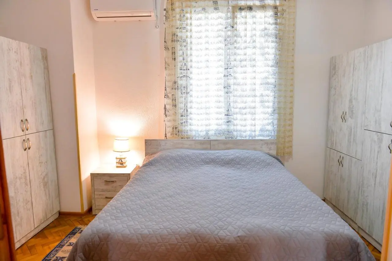 Apartment on Rustaveli Avenue