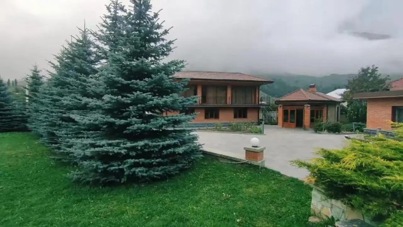 Vardisubani Villa