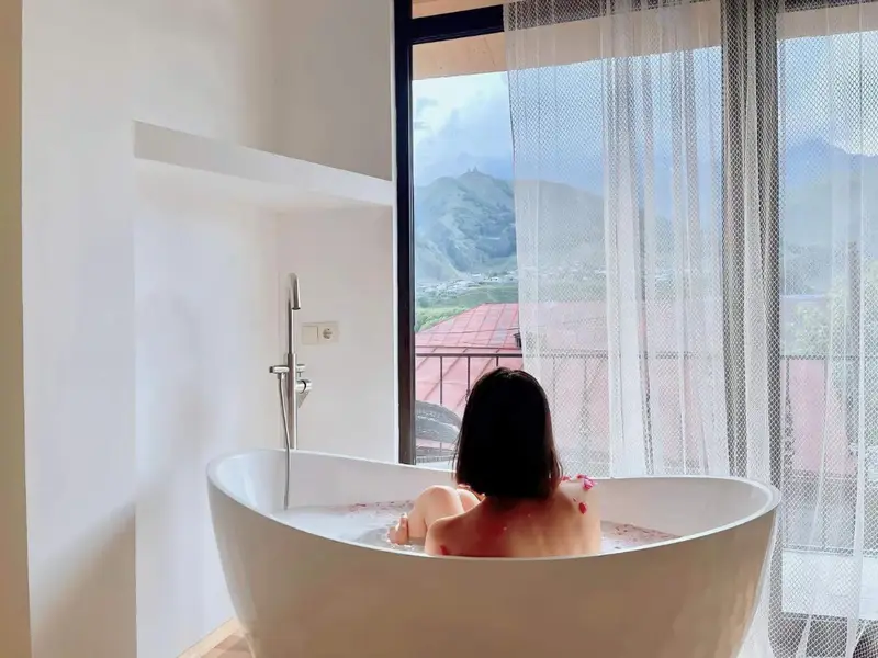 Sunny guesthouse