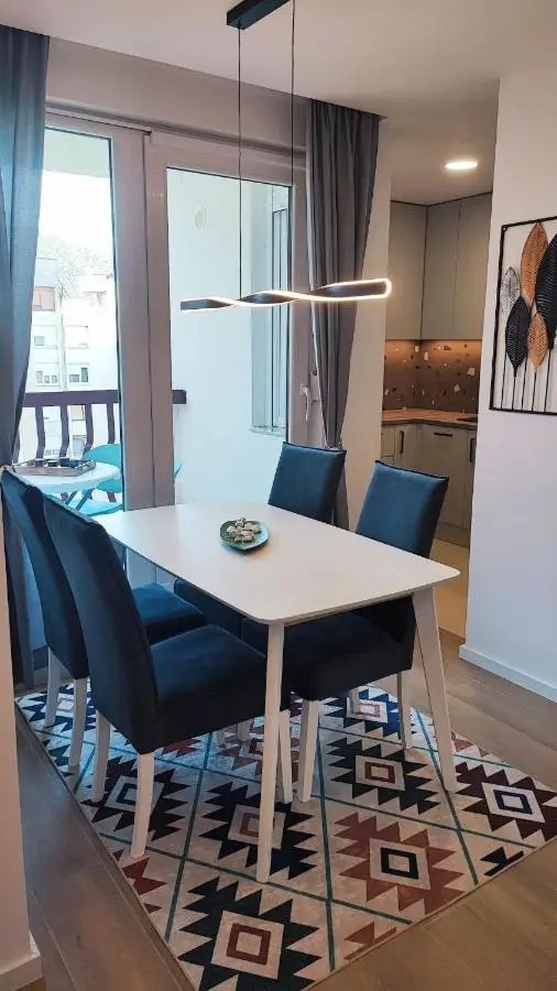 Riverstone Home