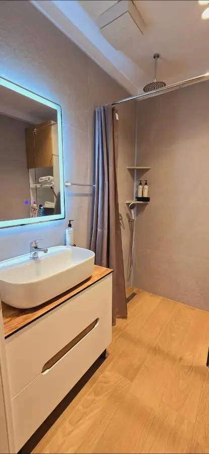 Arkle Apartments 3