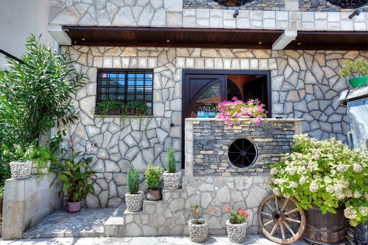 Villa Anri