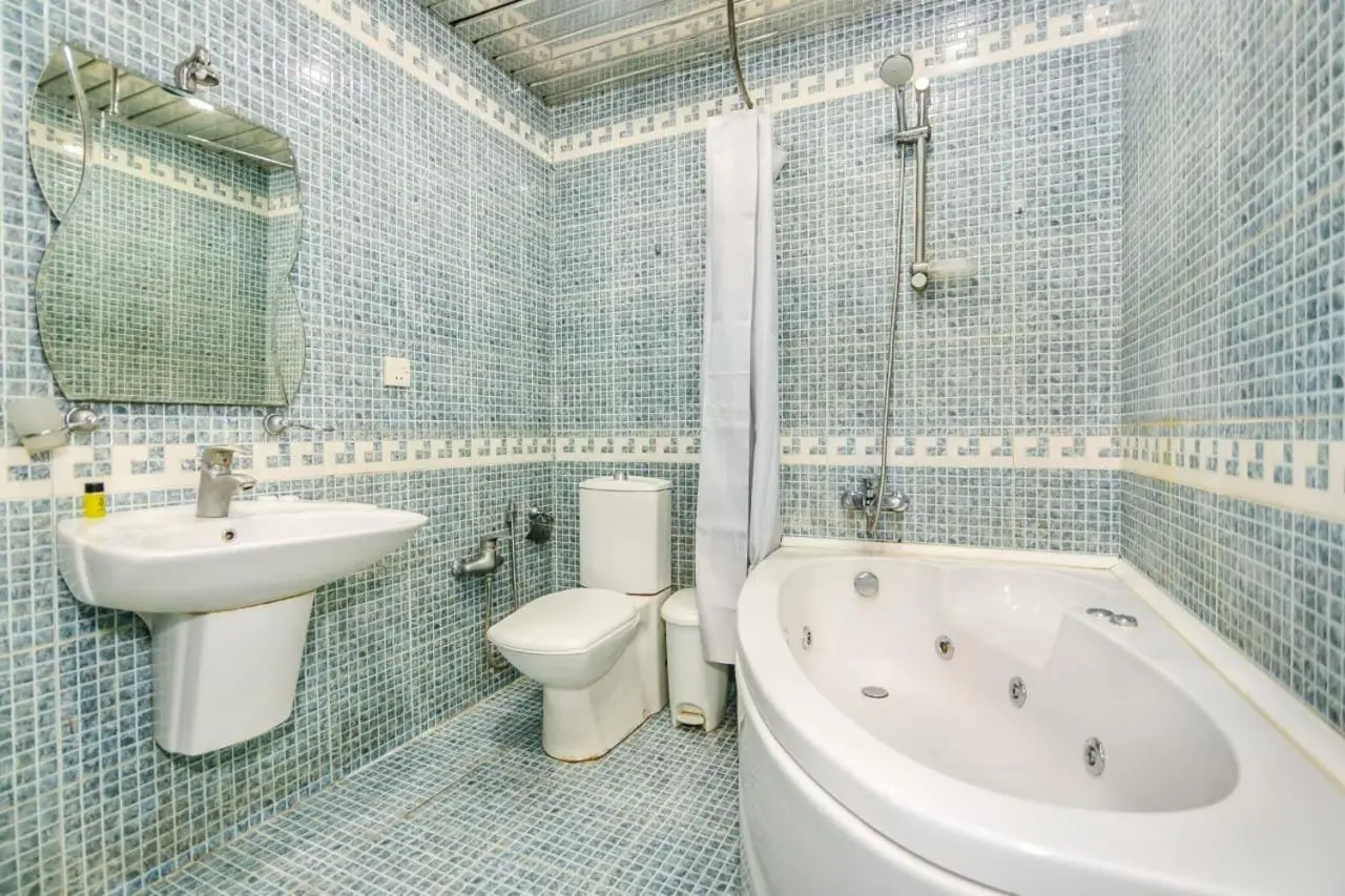 White Apartment In The Nizami Street