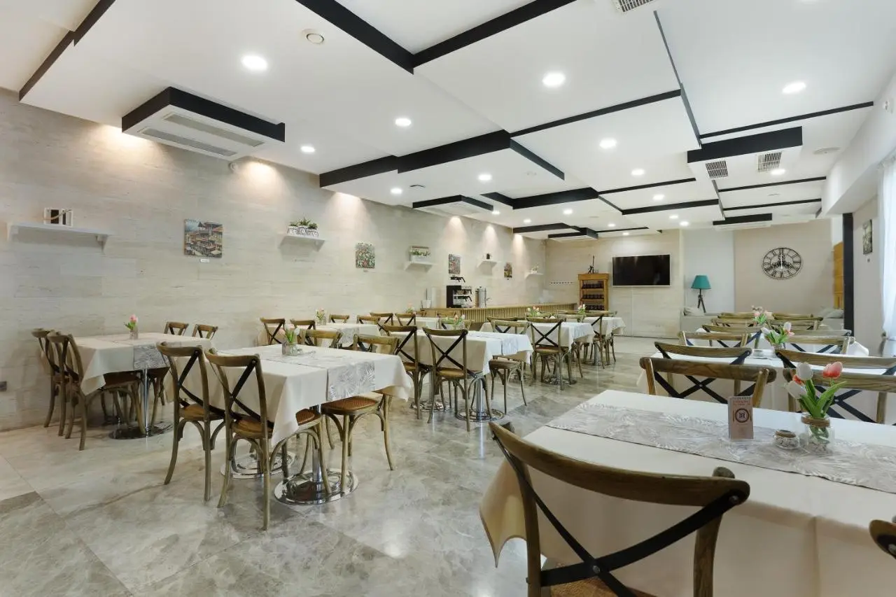 Iveria Inn Hotel