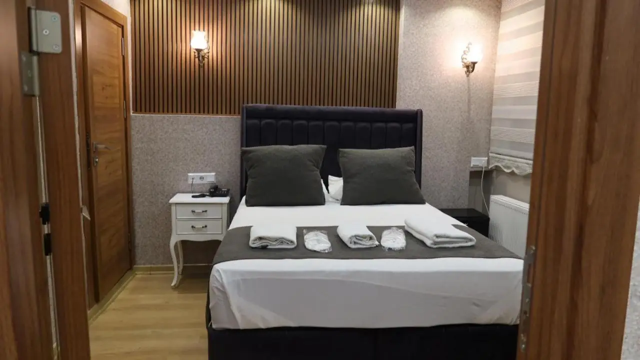 ÜSKÜDAR OTEL