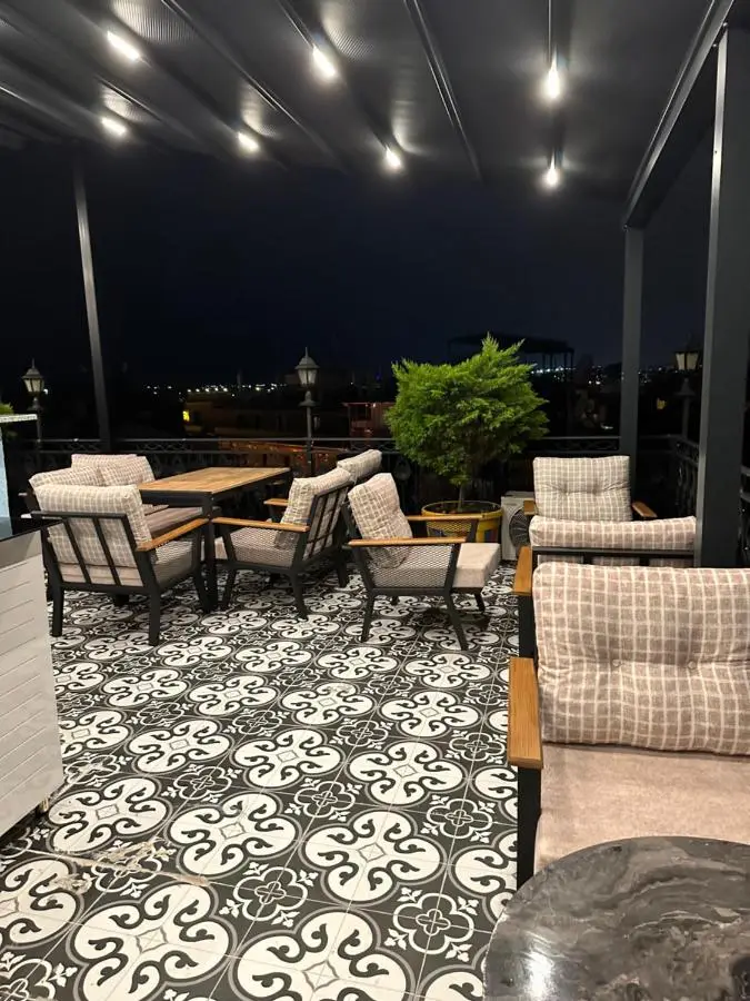 IMMORTELLE HOTEL lord sophiha