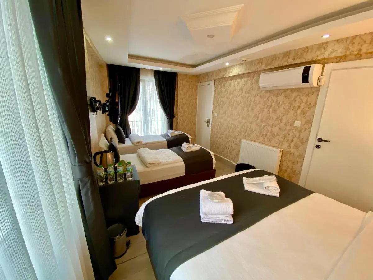 Honey Hotel