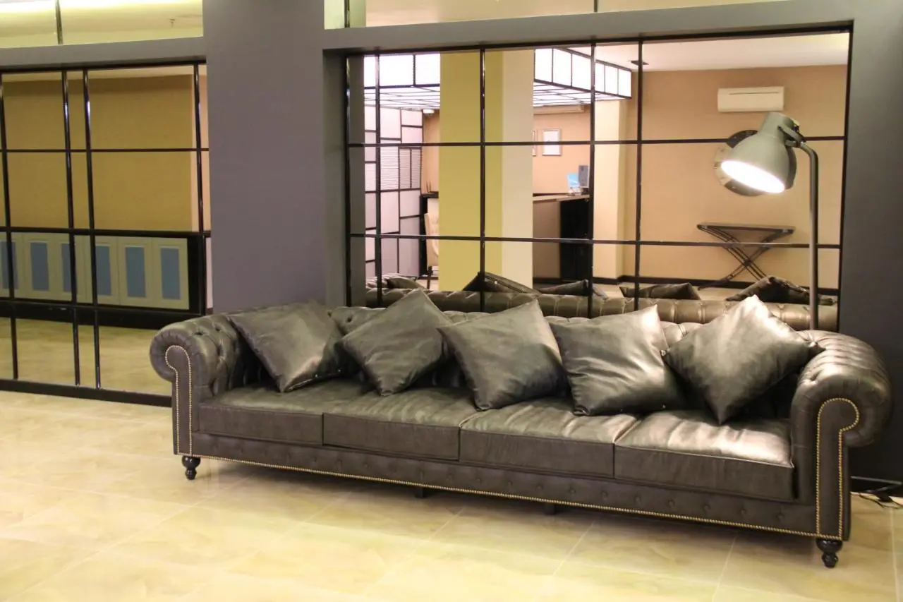 Airport Residence