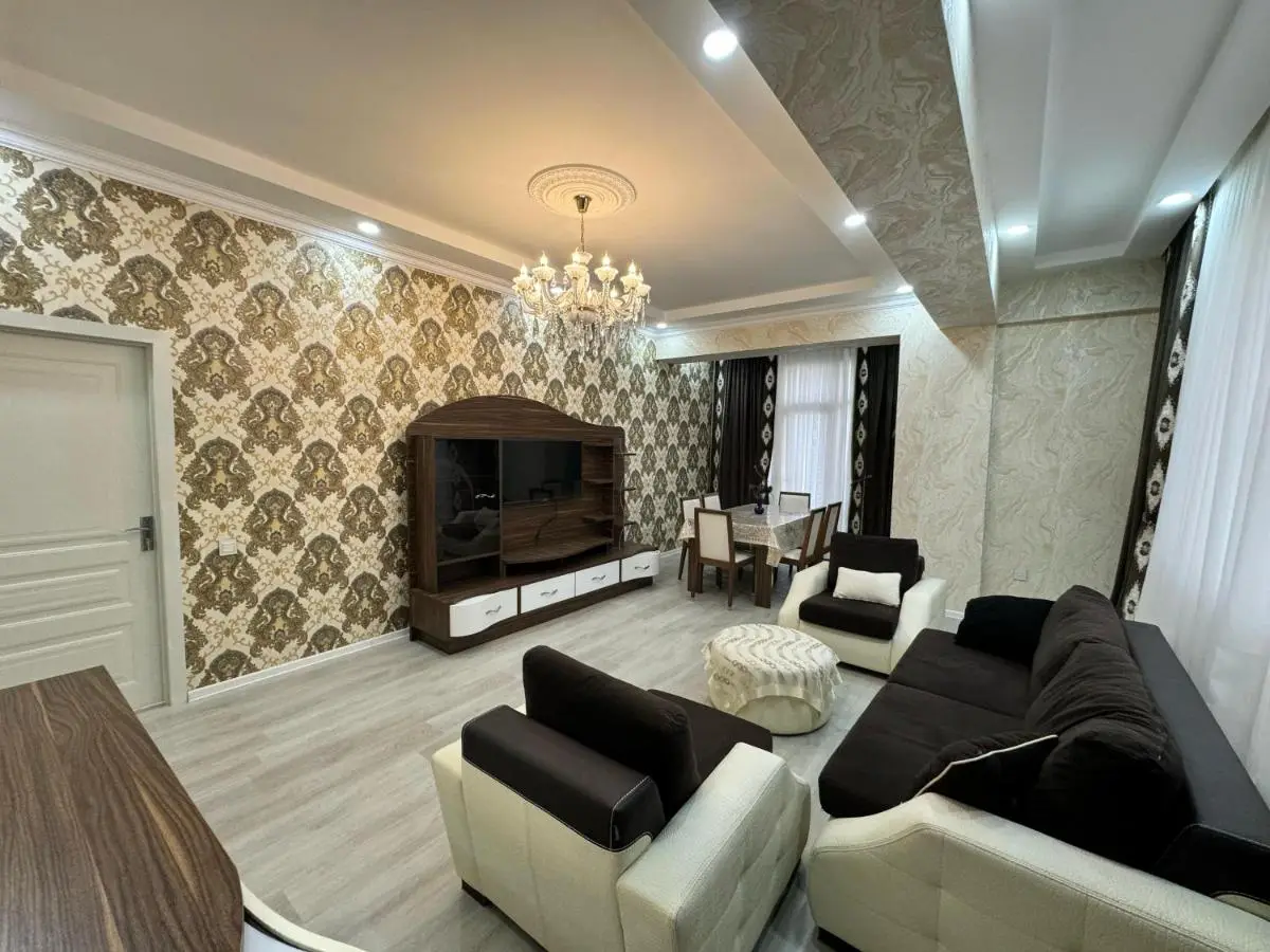 Baku Holiday Luxe Family Apartment