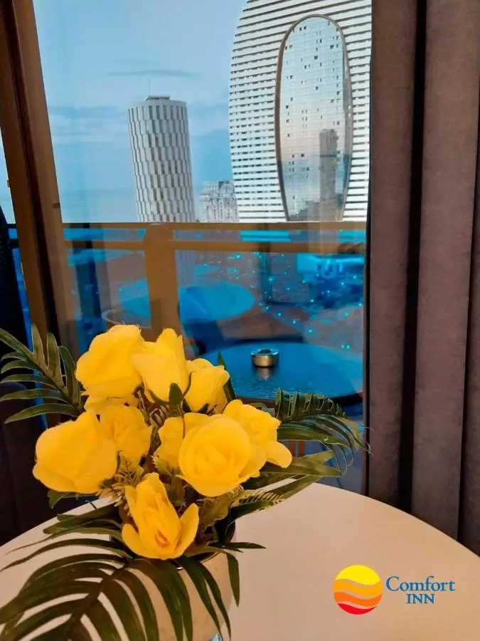 Comfort Inn ☆ Orbi City
