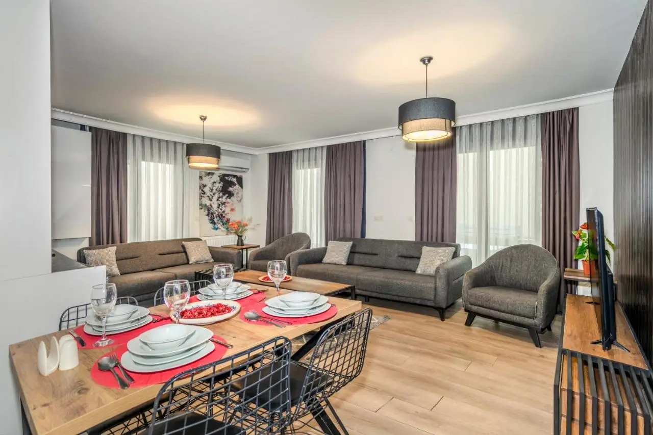 Etiz Hotels & Residences