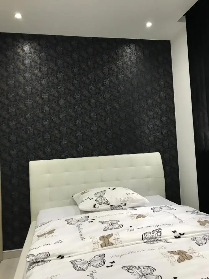 Apartment Ajla