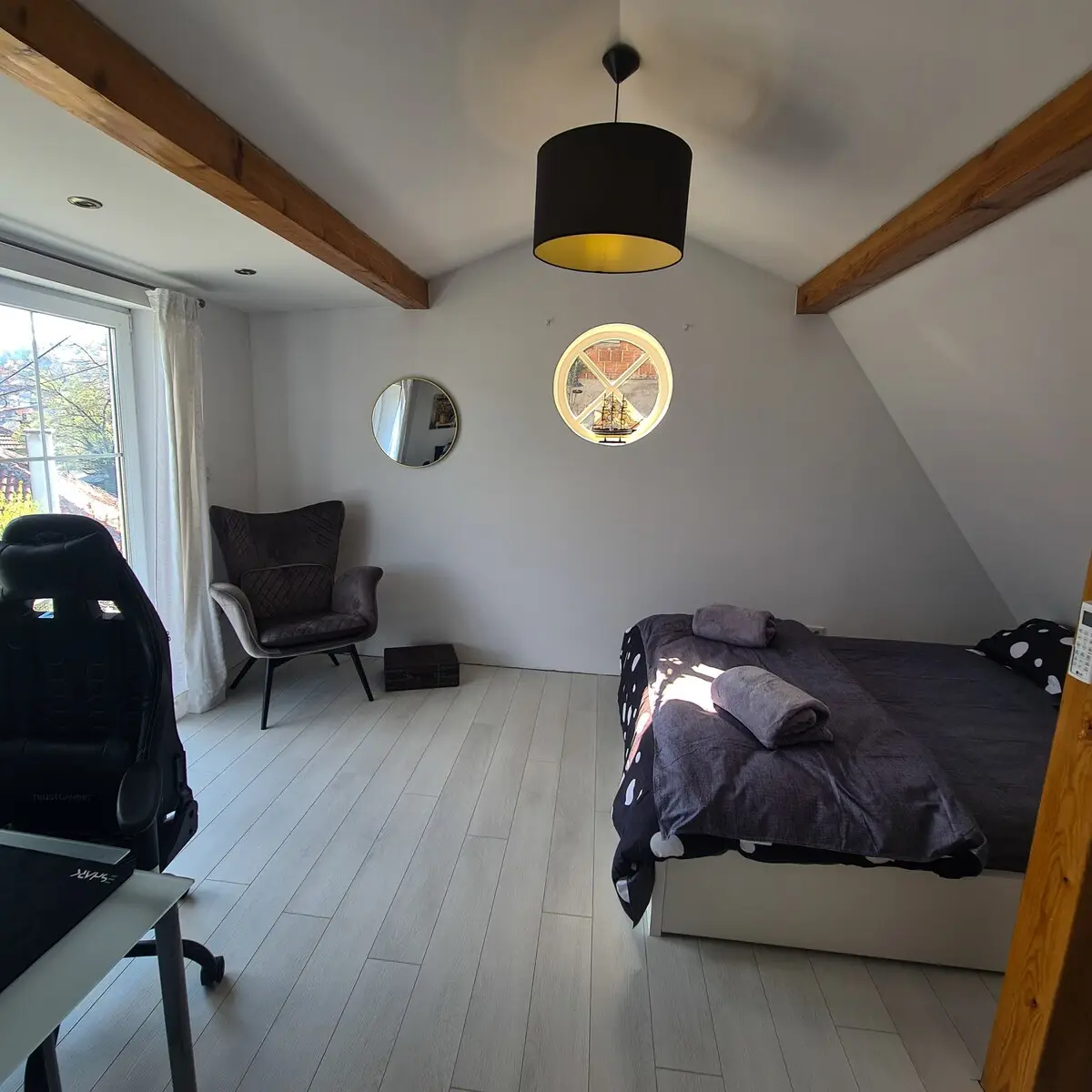 Duplex with Unforgettable Views