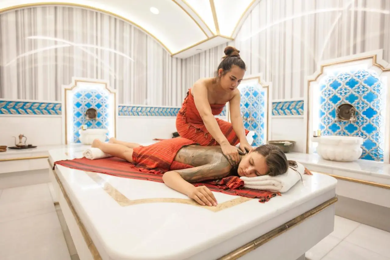 Sura Design Hotel & Suites