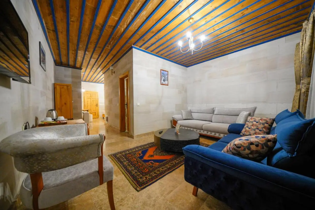Cave Hotel Saksagan