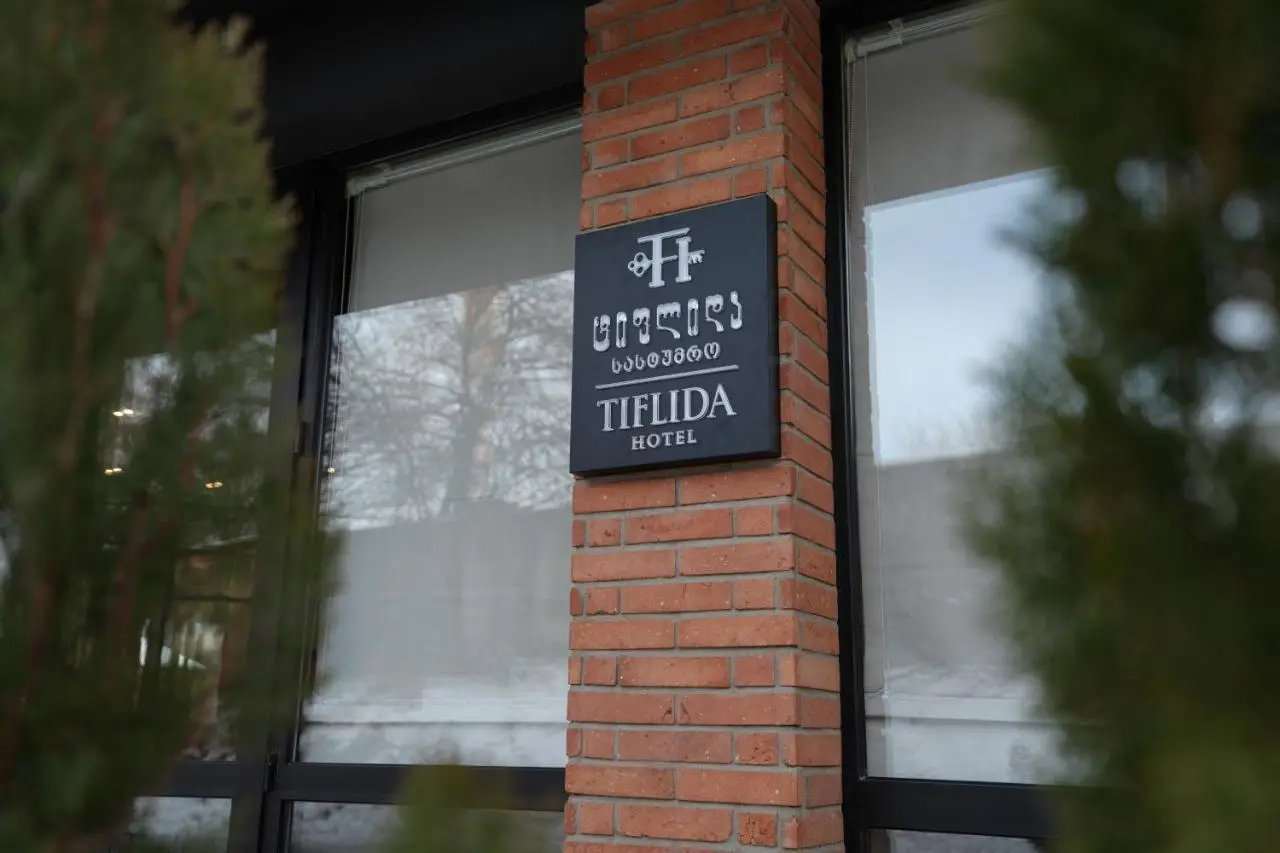 Hotel Tiflida